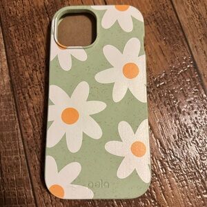Eco-Friendly Floral Phone Case with Daisies